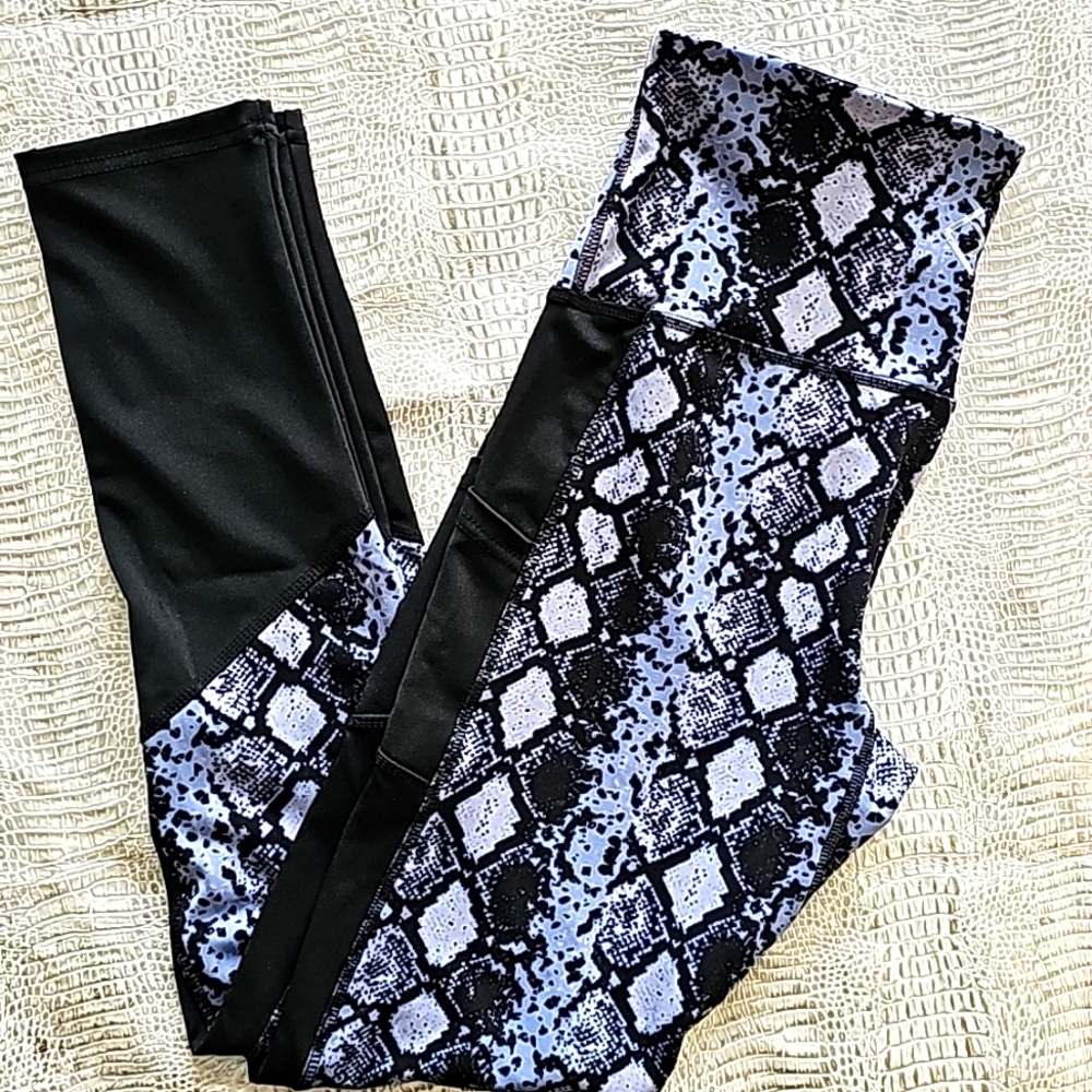 💲🩷⬇️NWOT | Wide Band Waist Sports Leggings Ankle length  Size L